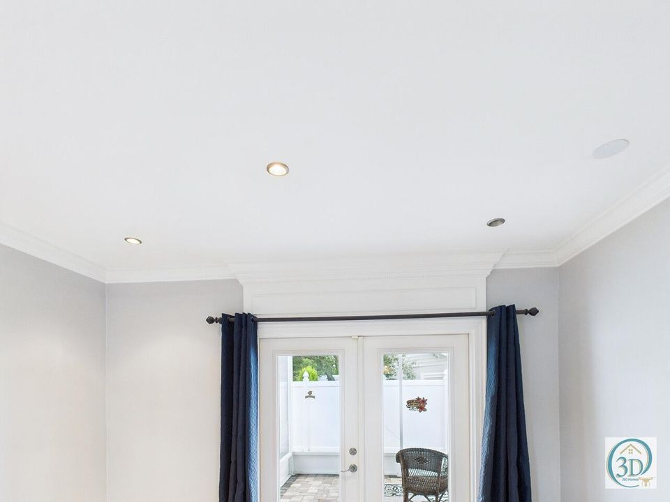 Activo con contrato: $350,000 (3 camas, 2 baños, 1584 Pies cuadrados)