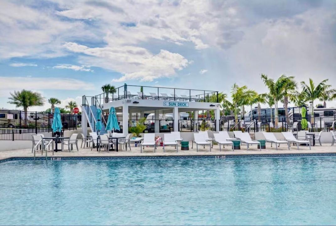 For Rent: $6,000 (2 beds, 2 baths, 1100 Square Feet)