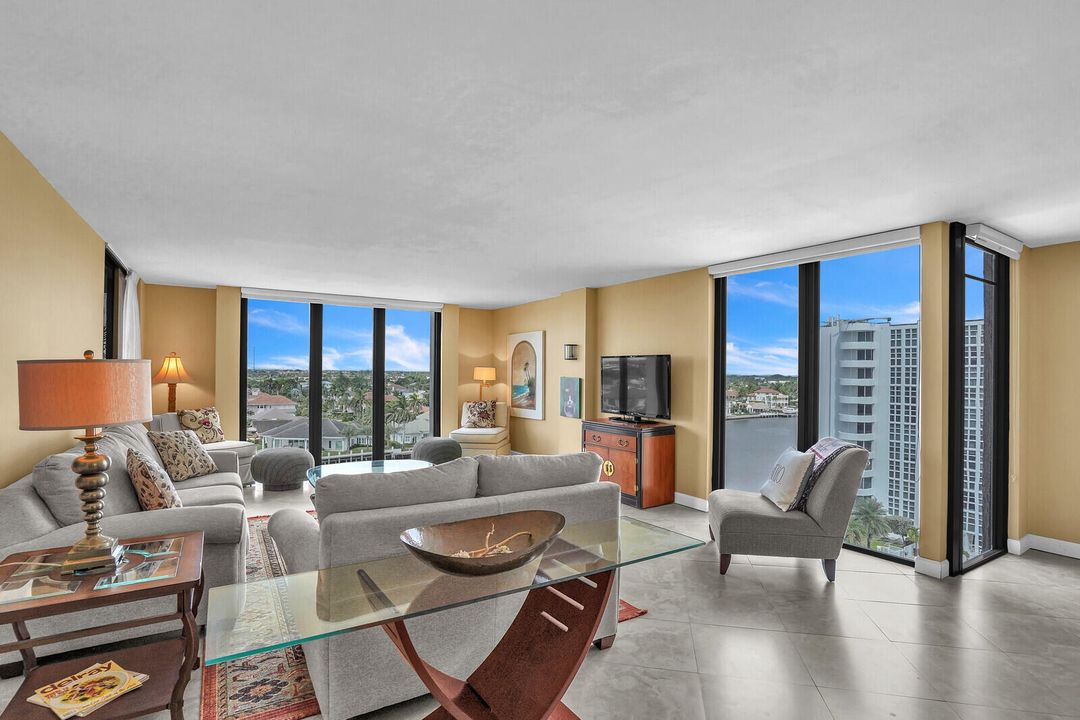 Active With Contract: $835,000 (2 beds, 2 baths, 1496 Square Feet)