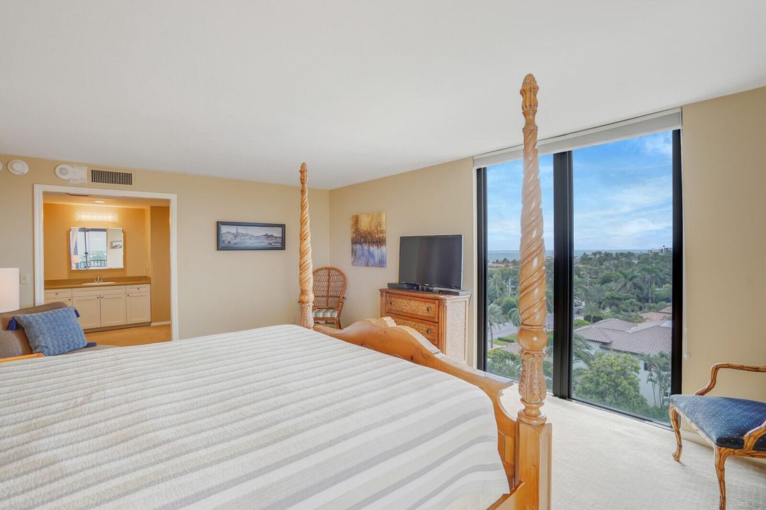 Active With Contract: $835,000 (2 beds, 2 baths, 1496 Square Feet)