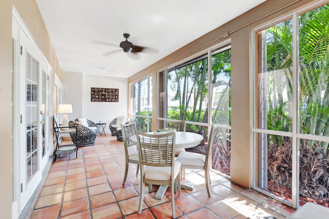 For Sale: $725,000 (2 beds, 2 baths, 1346 Square Feet)