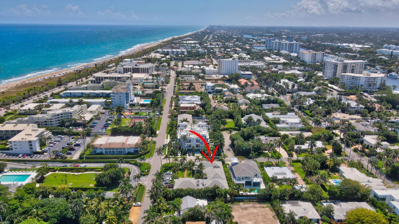 For Sale: $725,000 (2 beds, 2 baths, 1346 Square Feet)