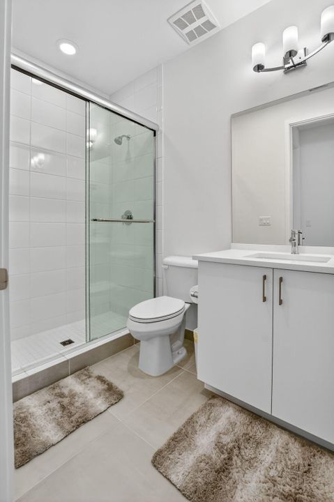 For Sale: $1,999,988 (5 beds, 7 baths, 4605 Square Feet)