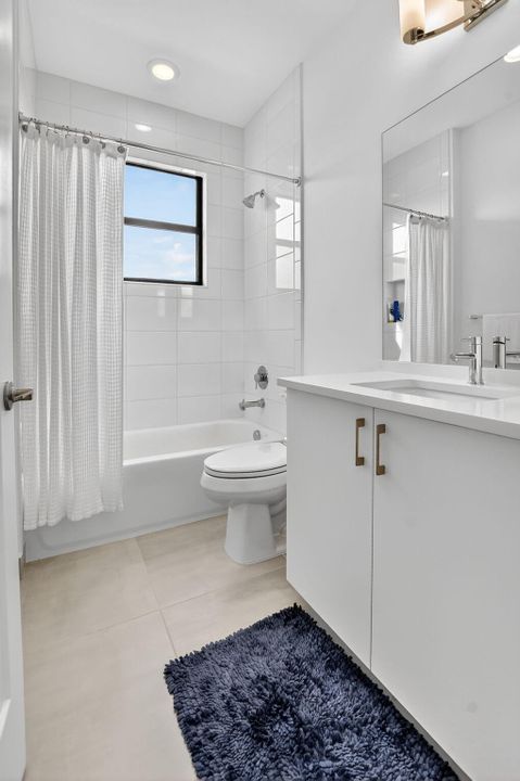 For Sale: $1,999,988 (5 beds, 7 baths, 4605 Square Feet)