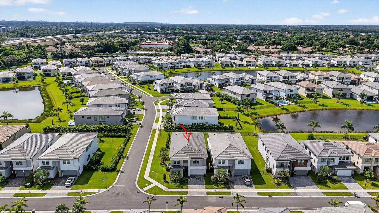 For Sale: $1,999,988 (5 beds, 7 baths, 4605 Square Feet)