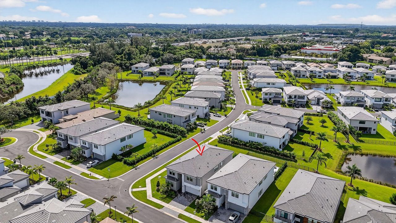 For Sale: $1,999,988 (5 beds, 7 baths, 4605 Square Feet)