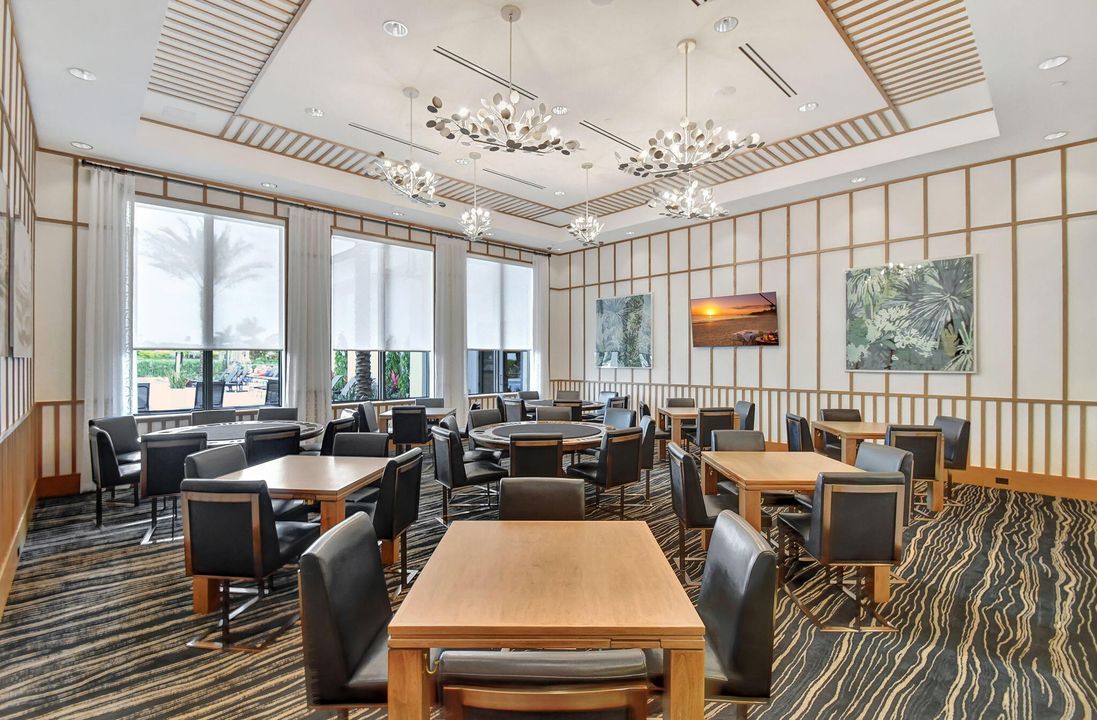 For Sale: $1,999,988 (5 beds, 7 baths, 4605 Square Feet)