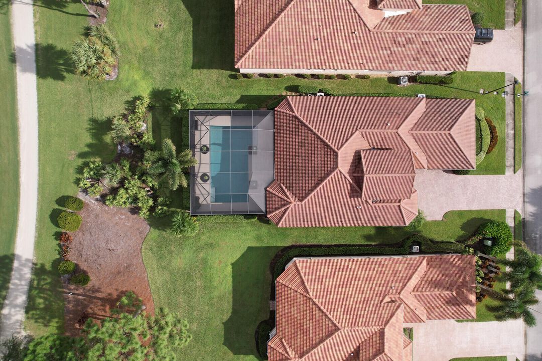 合同活跃: $489,900 (3 贝兹, 3 浴室, 1947 平方英尺)