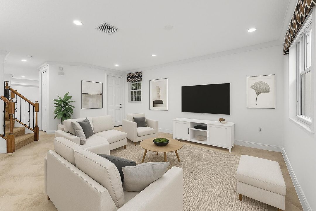 合同活跃: $625,000 (4 贝兹, 2 浴室, 1805 平方英尺)