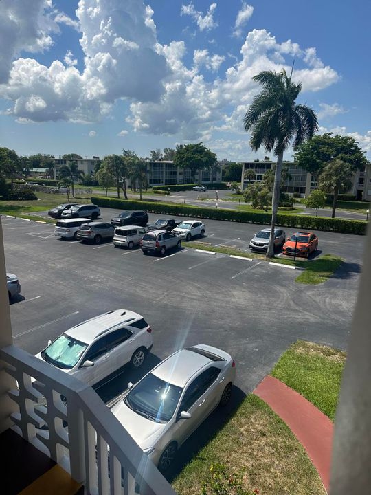 For Sale: $91,000 (2 beds, 2 baths, 1080 Square Feet)