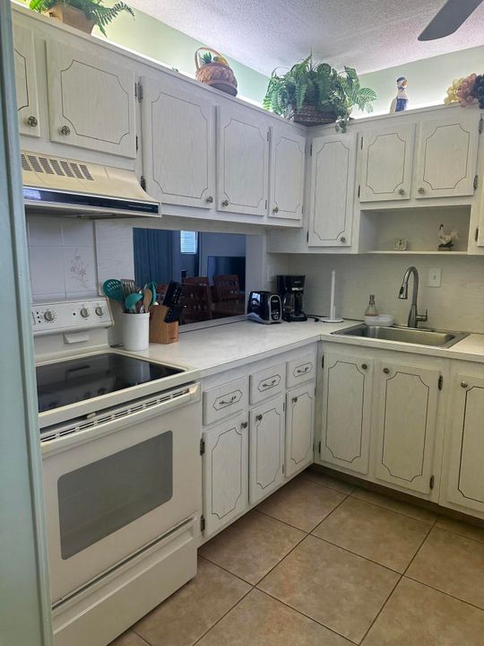 For Sale: $91,000 (2 beds, 2 baths, 1080 Square Feet)