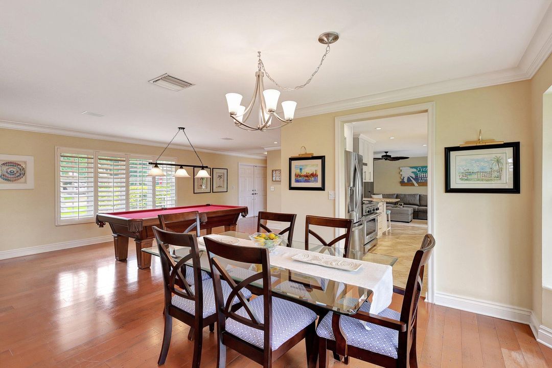 For Sale: $2,450,000 (3 beds, 2 baths, 1664 Square Feet)