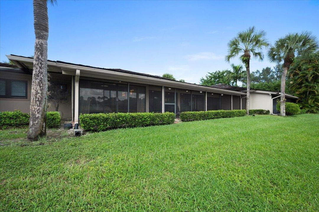 For Sale: $1,295,000 (4 beds, 4 baths, 2170 Square Feet)