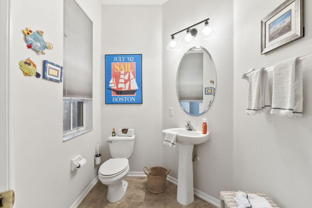 For Sale: $339,900 (3 beds, 2 baths, 2139 Square Feet)