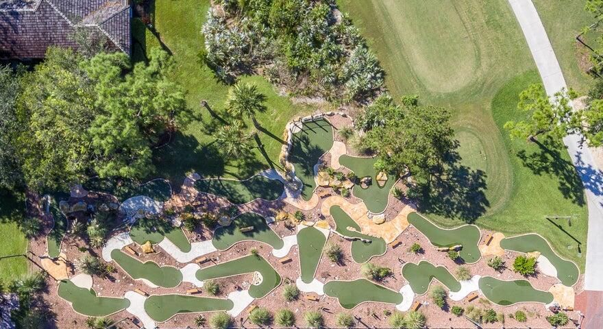 合同活跃: $489,900 (3 贝兹, 3 浴室, 1947 平方英尺)