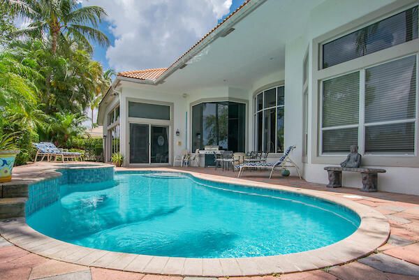 待售: $1,099,000 (4 贝兹, 4 浴室, 3790 平方英尺)