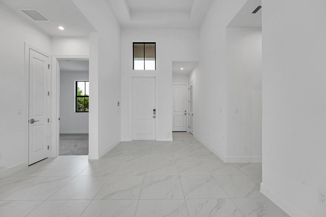 For Rent: $5,000 (3 beds, 3 baths, 2196 Square Feet)