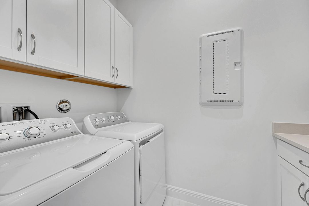 For Rent: $5,000 (3 beds, 3 baths, 2196 Square Feet)