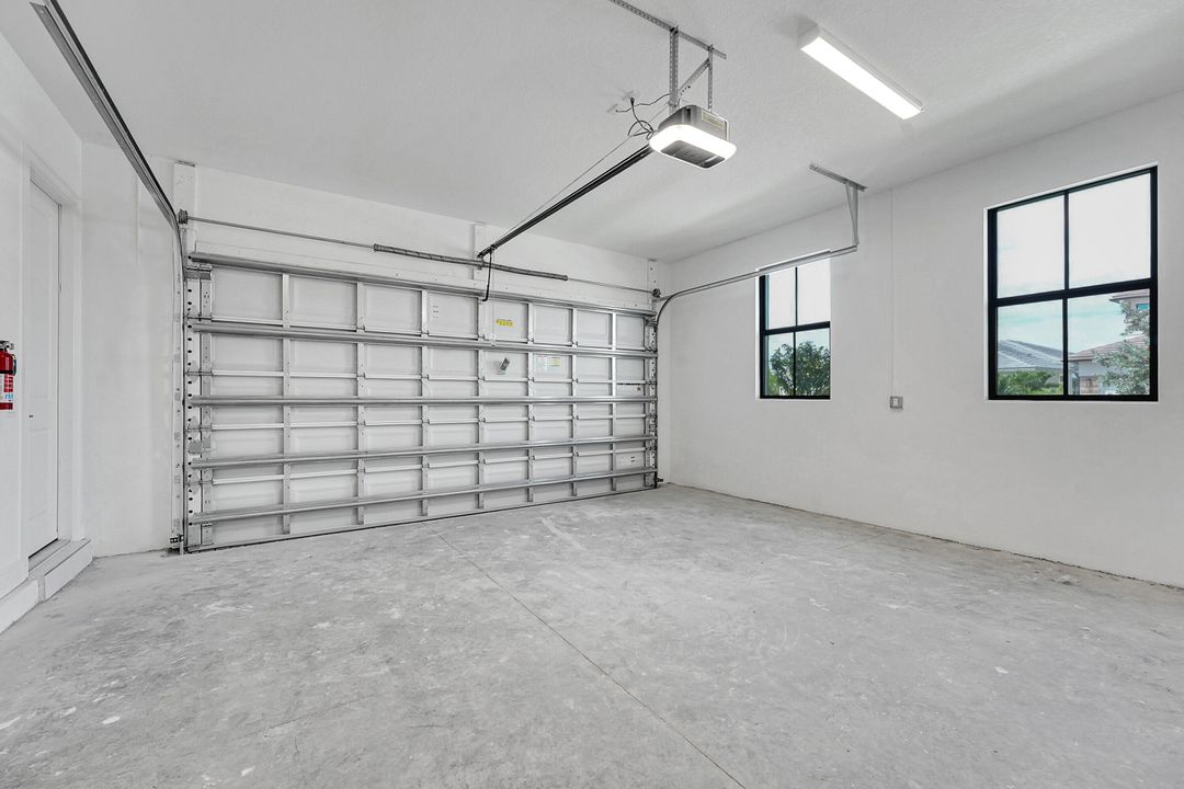 For Rent: $5,000 (3 beds, 3 baths, 2196 Square Feet)