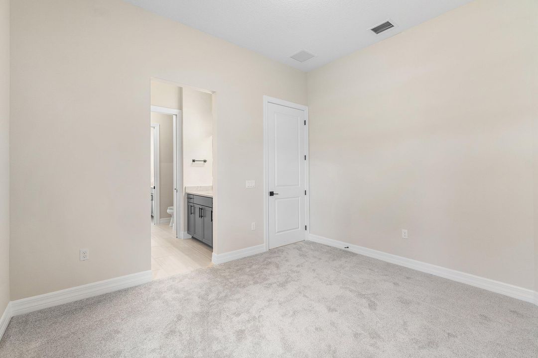 For Sale: $1,250,000 (3 beds, 2 baths, 2669 Square Feet)