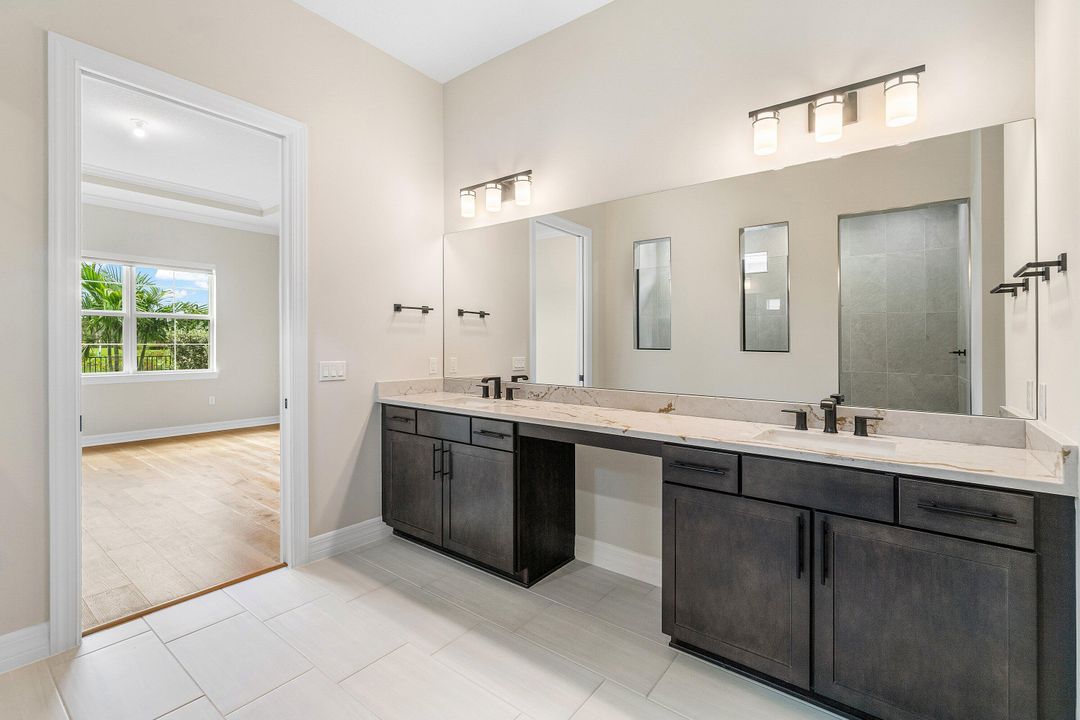 For Sale: $1,250,000 (3 beds, 2 baths, 2669 Square Feet)