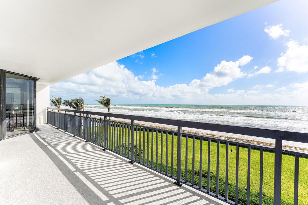 待售: $2,500,000 (2 贝兹, 2 浴室, 2173 平方英尺)