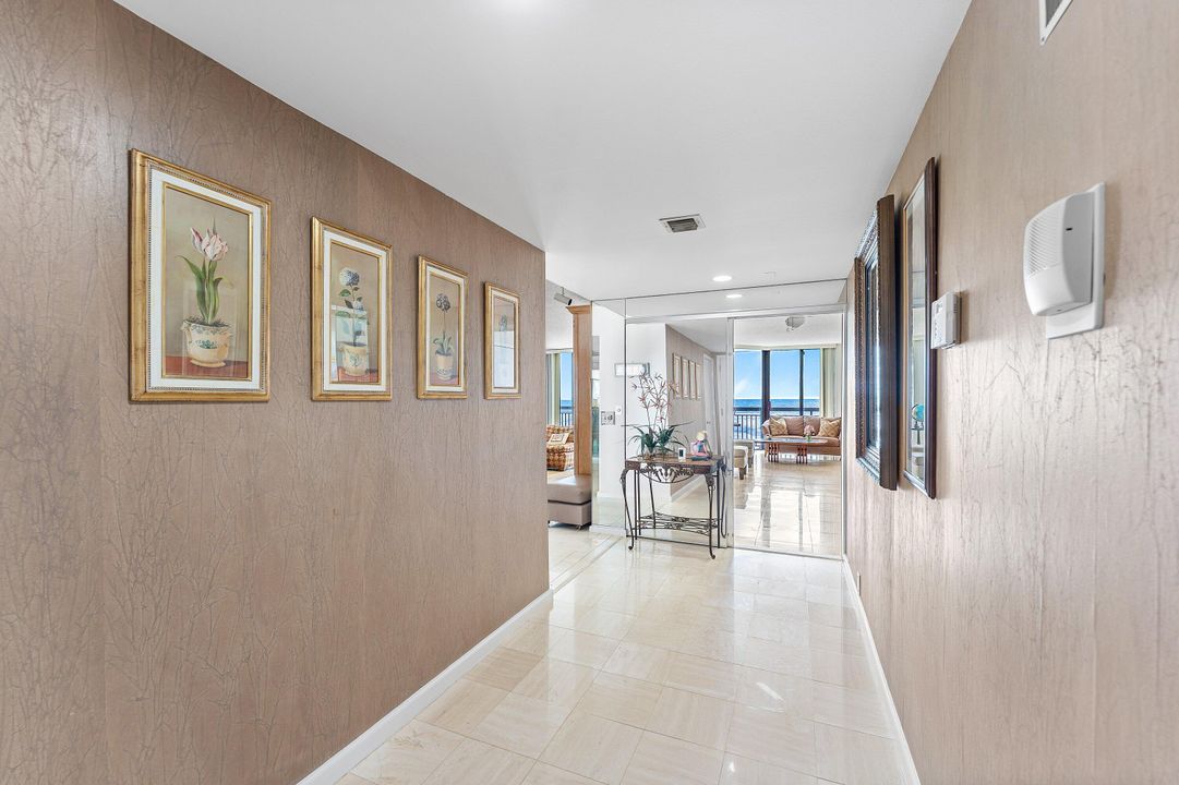 待售: $2,500,000 (2 贝兹, 2 浴室, 2173 平方英尺)