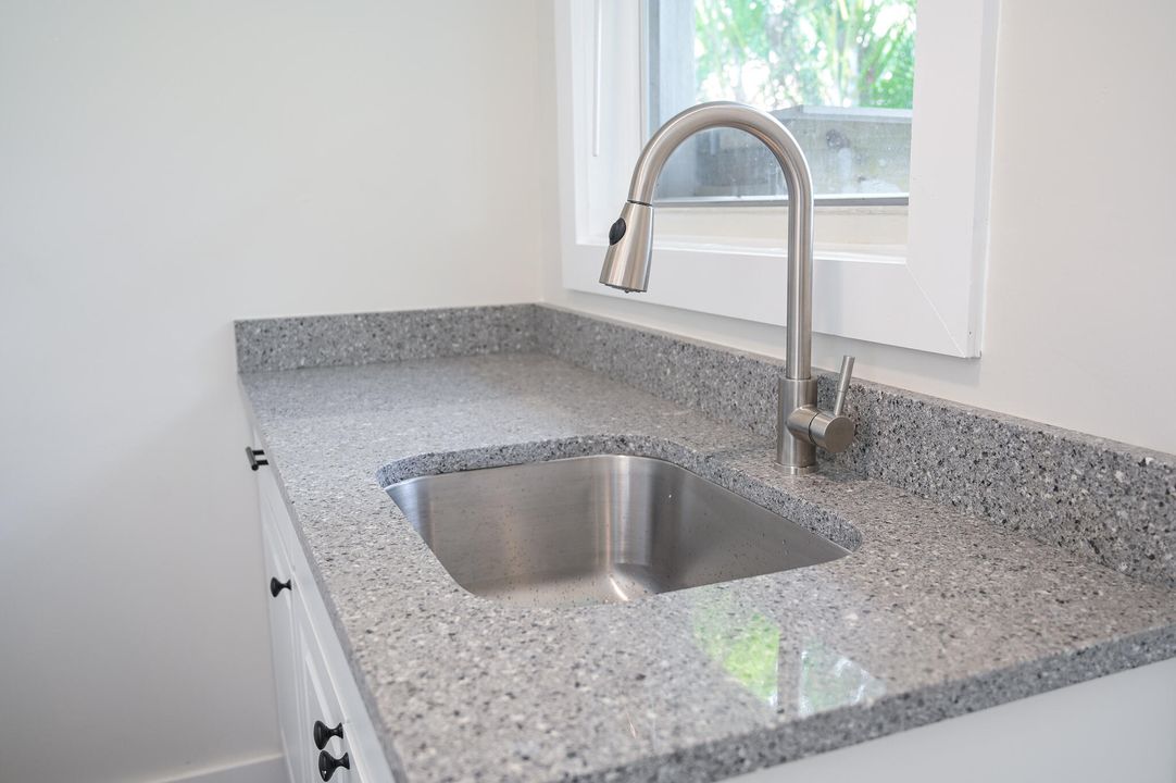 For Sale: $825,000 (0 beds, 0 baths, 1528 Square Feet)