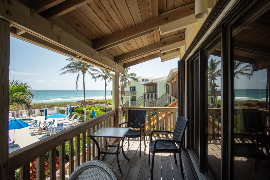 For Rent: $3,200 (1 beds, 1 baths, 937 Square Feet)