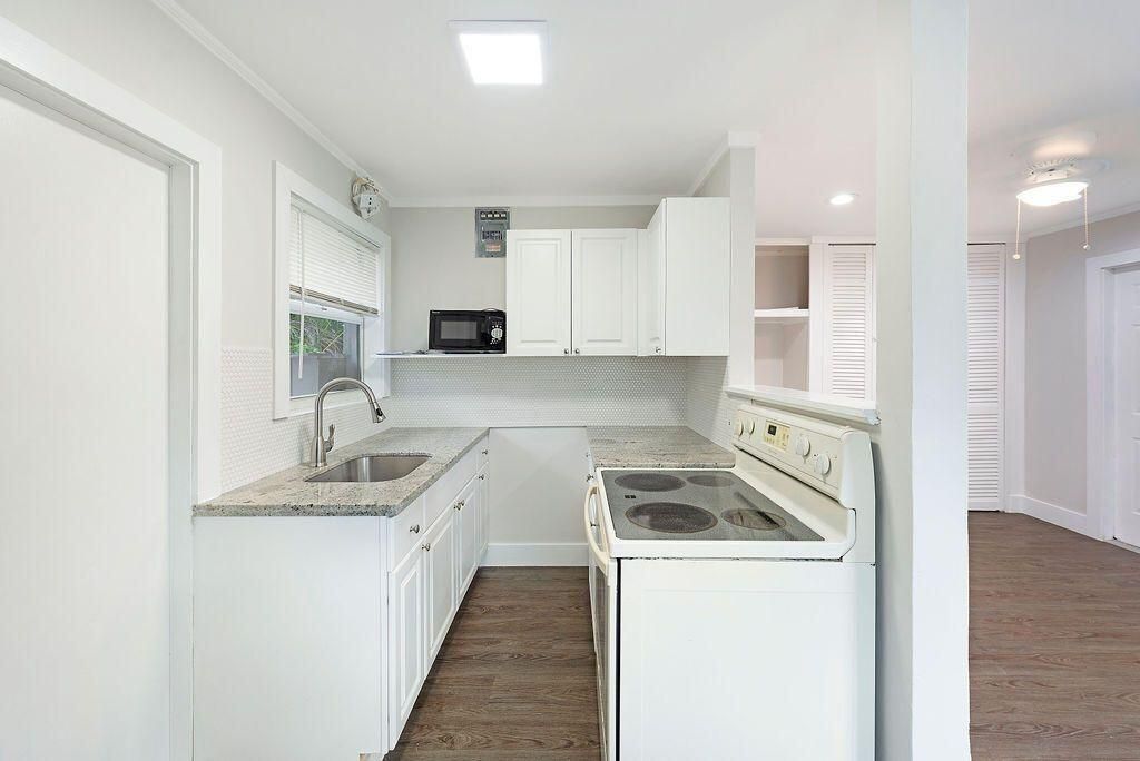 For Sale: $825,000 (0 beds, 0 baths, 1528 Square Feet)