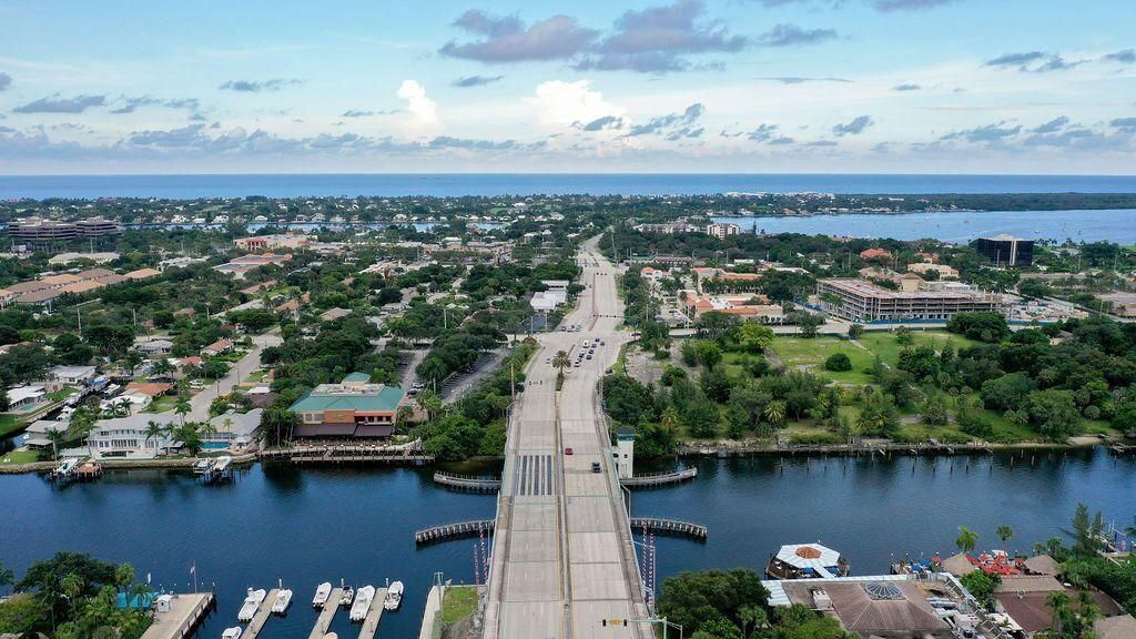 For Sale: $825,000 (0 beds, 0 baths, 1528 Square Feet)