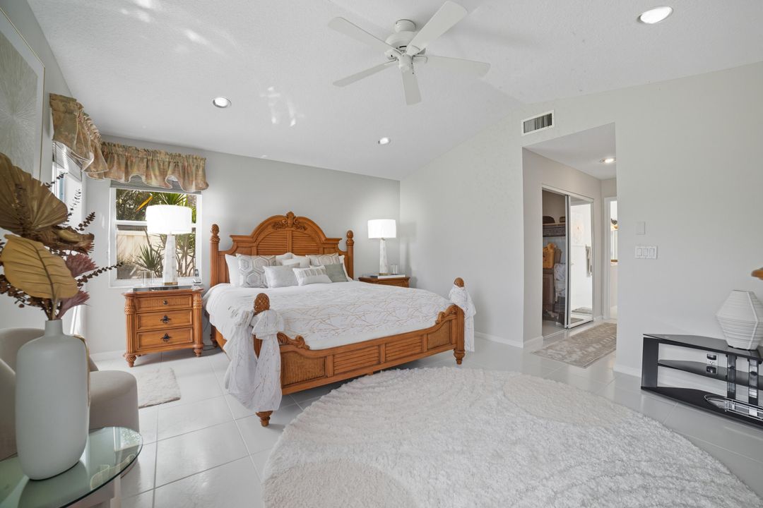 合同活跃: $6,000 (3 贝兹, 2 浴室, 2049 平方英尺)