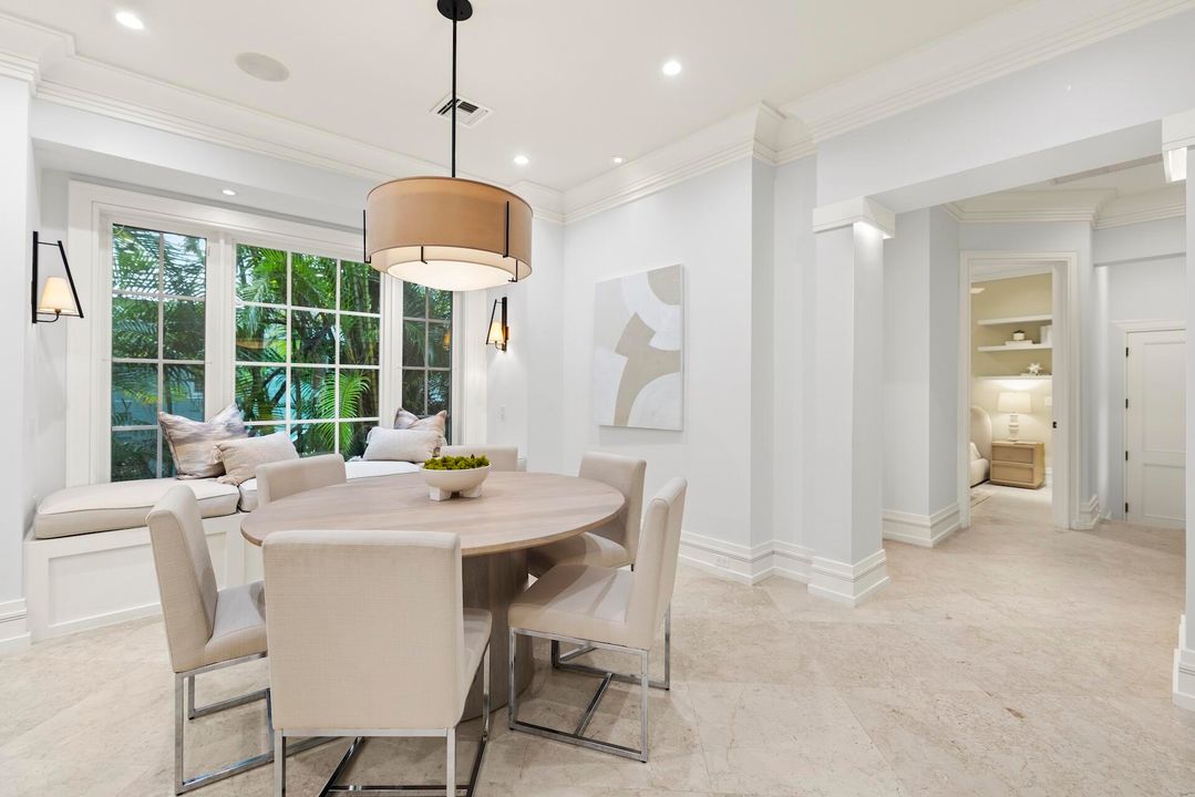 For Sale: $3,895,000 (3 beds, 3 baths, 2582 Square Feet)