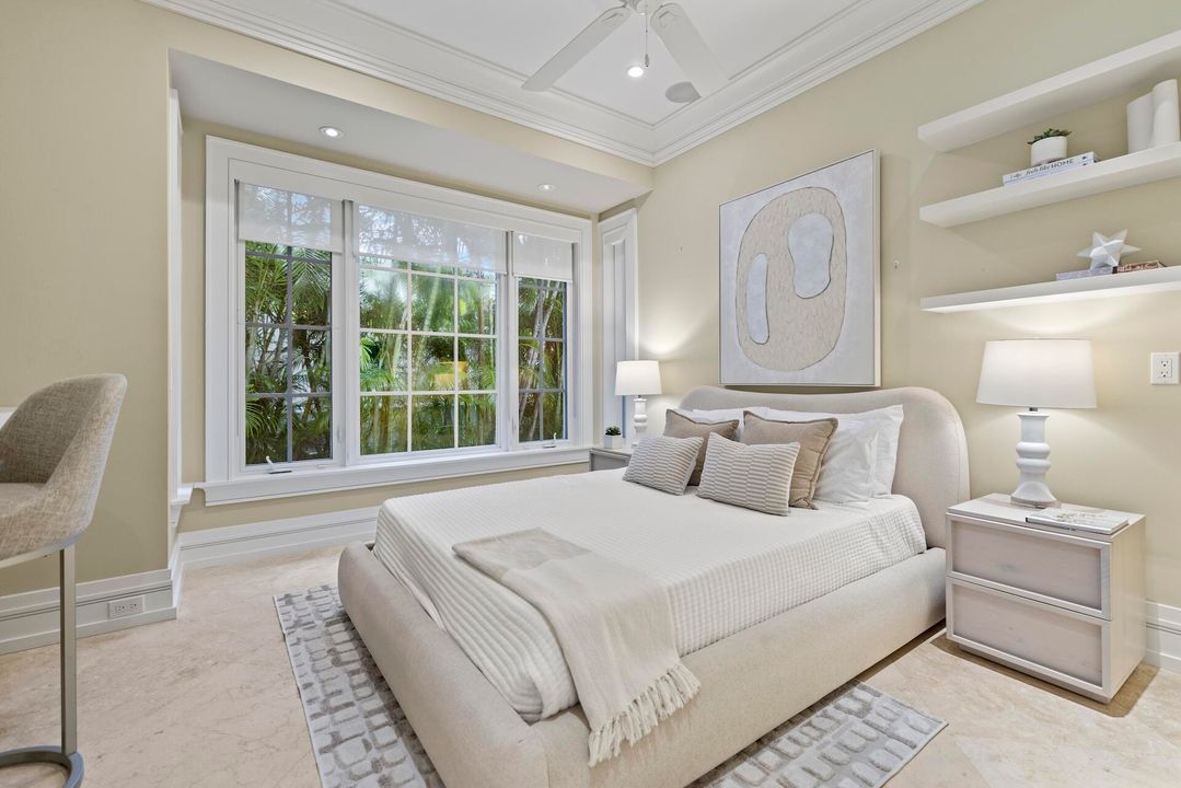 For Sale: $3,895,000 (3 beds, 3 baths, 2582 Square Feet)