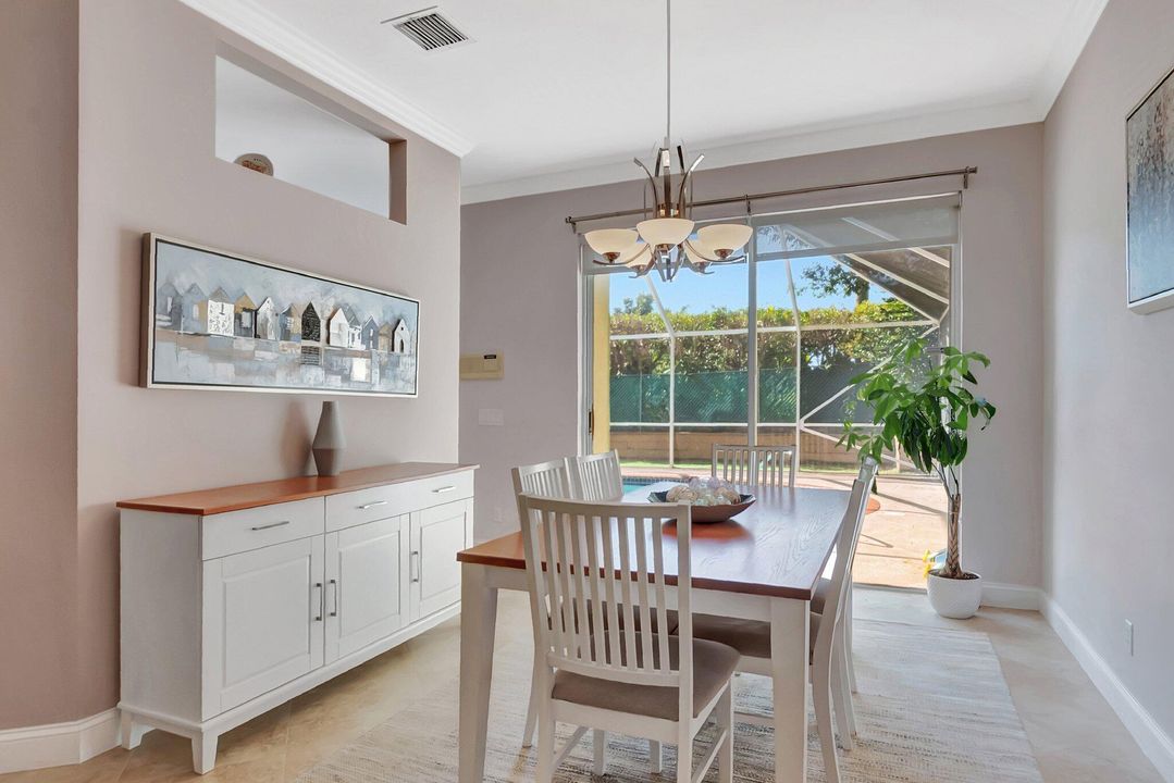 待售: $875,000 (4 贝兹, 2 浴室, 2552 平方英尺)