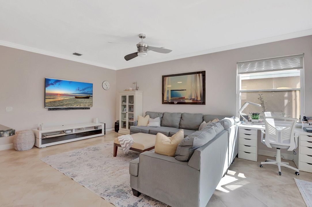 待售: $875,000 (4 贝兹, 2 浴室, 2552 平方英尺)