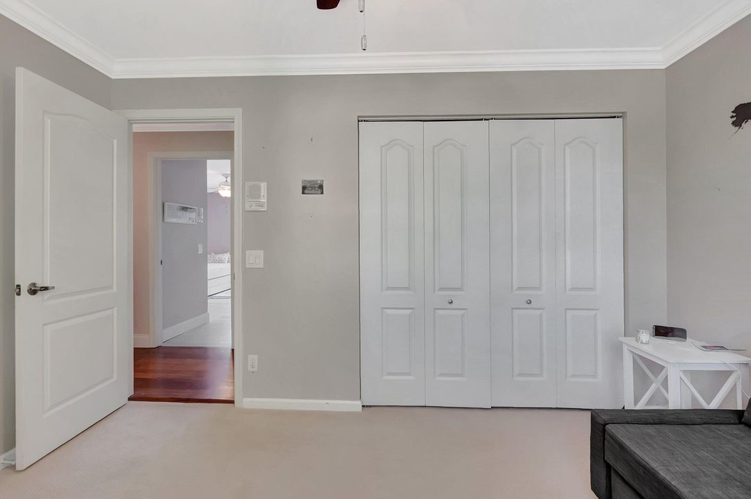 待售: $875,000 (4 贝兹, 2 浴室, 2552 平方英尺)