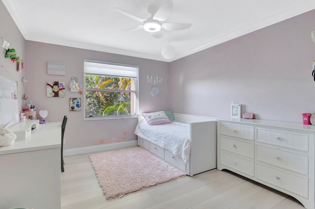 待售: $875,000 (4 贝兹, 2 浴室, 2552 平方英尺)