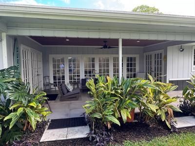 For Sale: $1,050,000 (3 beds, 2 baths, 2104 Square Feet)