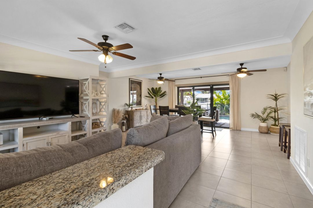 Active With Contract: $1,350,000 (3 beds, 2 baths, 1549 Square Feet)