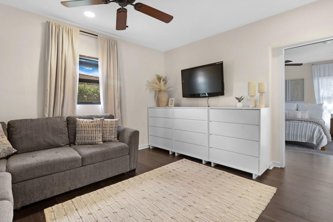 Active With Contract: $1,350,000 (3 beds, 2 baths, 1549 Square Feet)