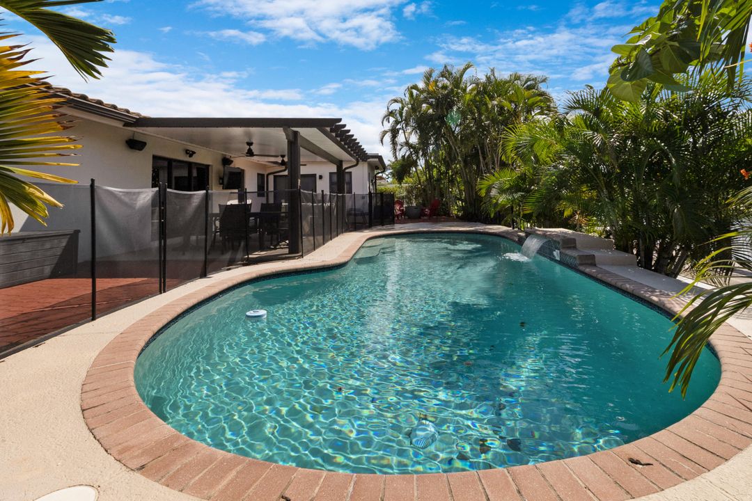 Active With Contract: $1,350,000 (3 beds, 2 baths, 1549 Square Feet)