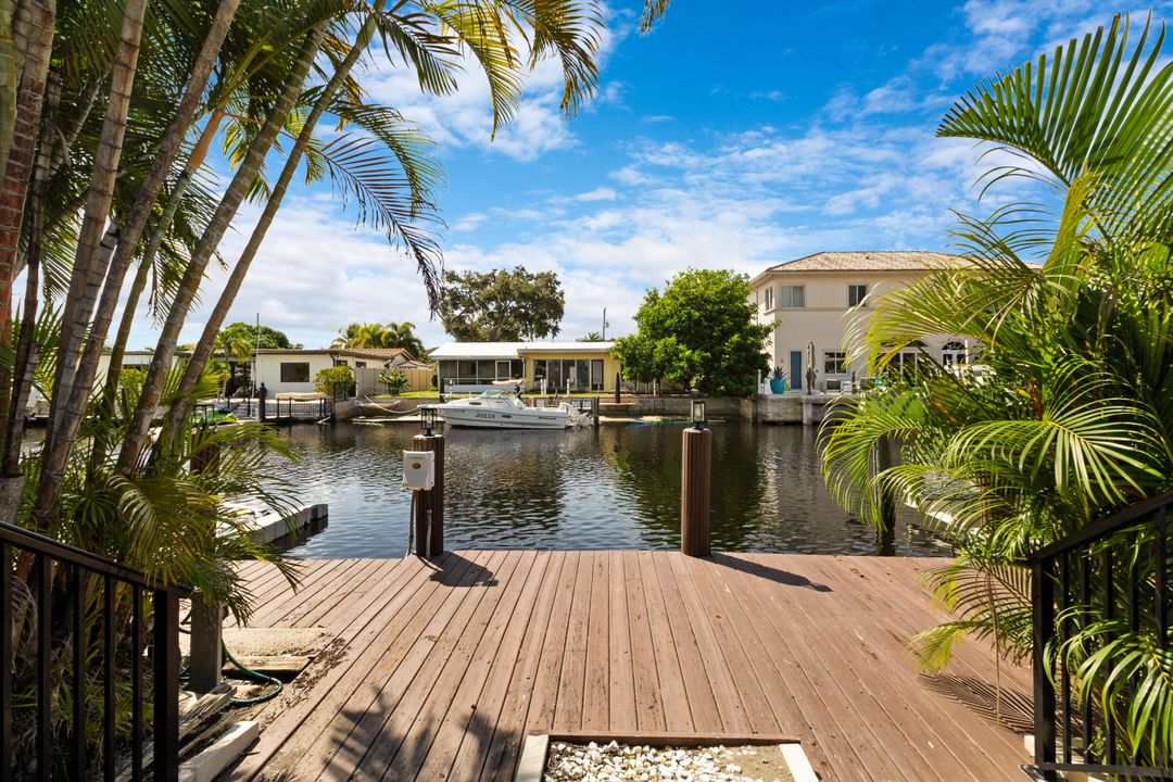 Active With Contract: $1,350,000 (3 beds, 2 baths, 1549 Square Feet)