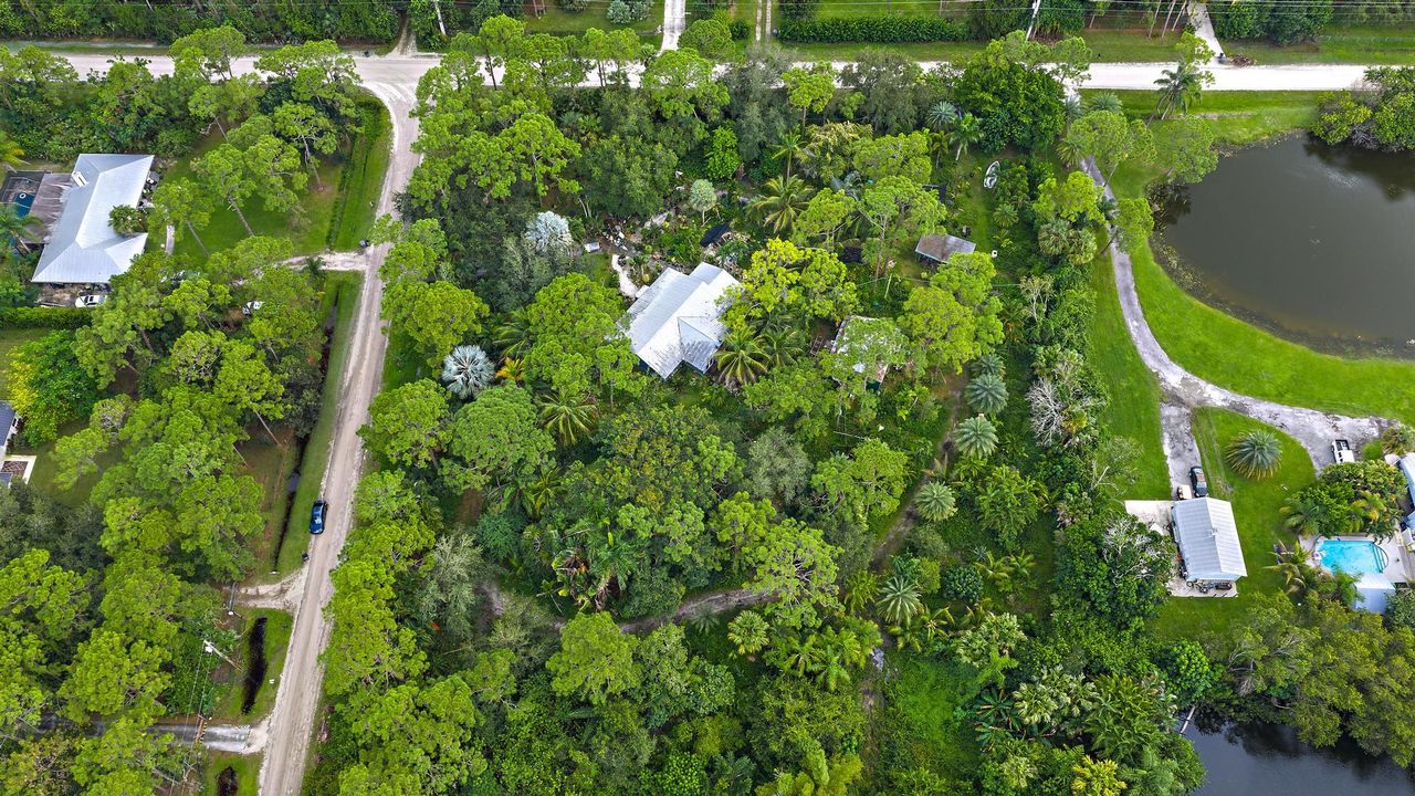 На продажу: $825,000 (3 спален, 2 ванн, 1644 Квадратных фут)