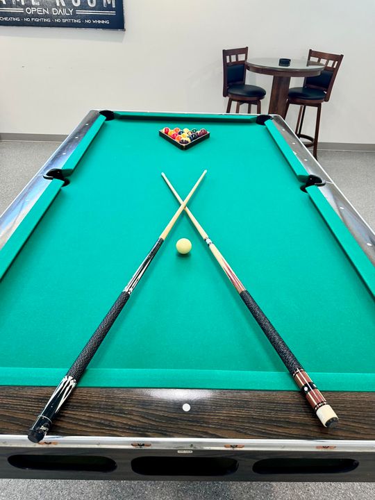 待售: $135,000 (1 贝兹, 1 浴室, 646 平方英尺)