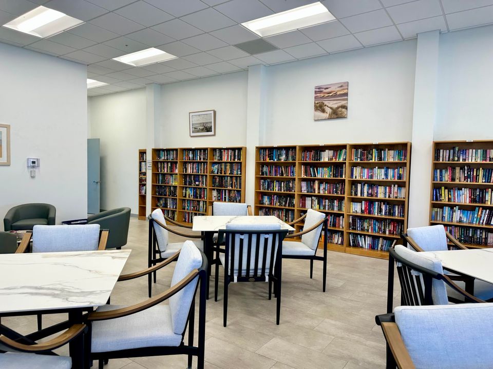 待售: $135,000 (1 贝兹, 1 浴室, 646 平方英尺)