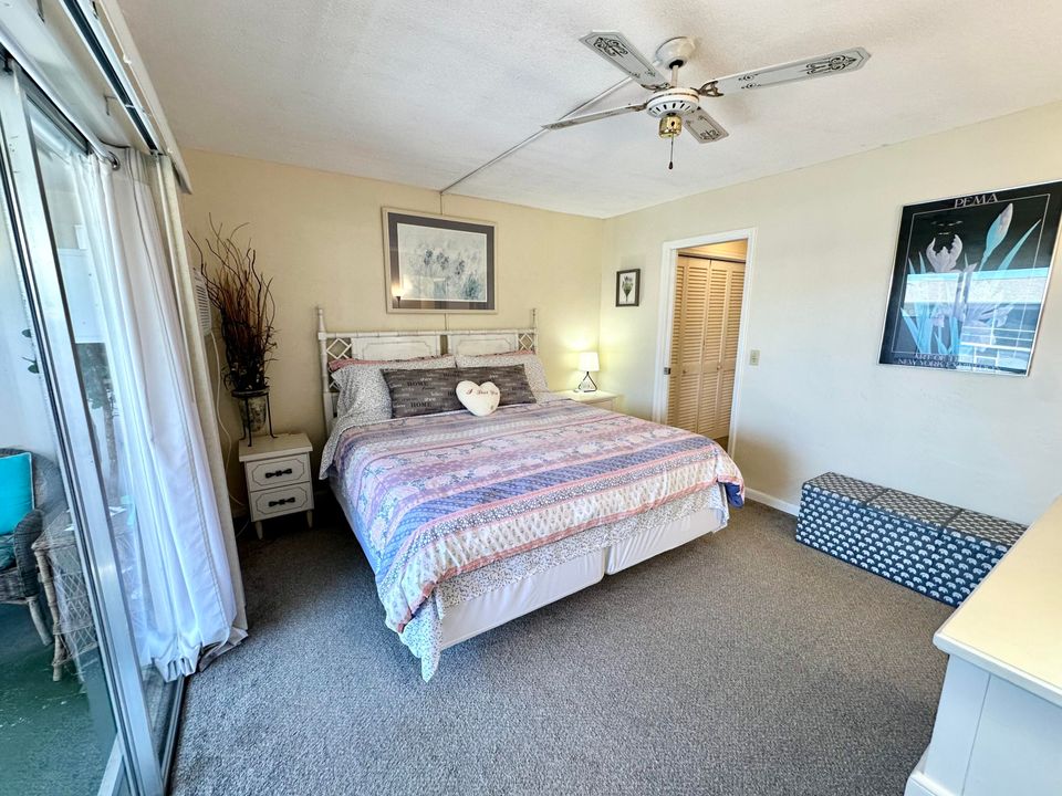 待售: $135,000 (1 贝兹, 1 浴室, 646 平方英尺)