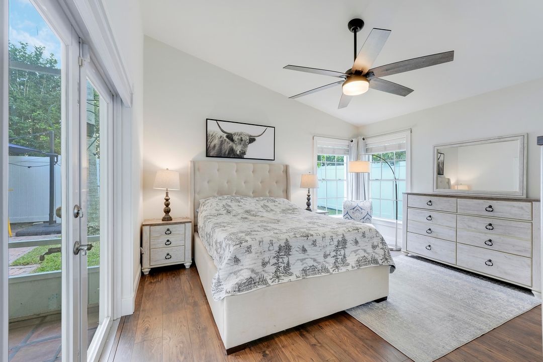 合同活跃: $629,900 (3 贝兹, 2 浴室, 1374 平方英尺)