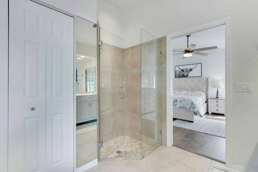 合同活跃: $629,900 (3 贝兹, 2 浴室, 1374 平方英尺)