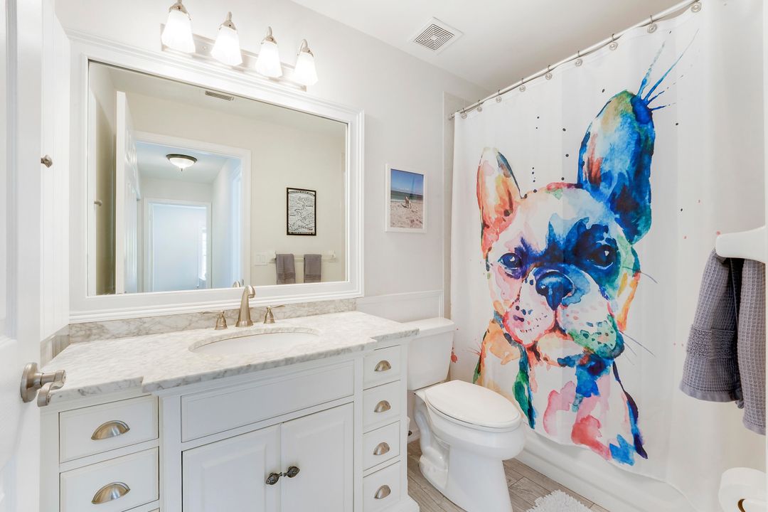 合同活跃: $629,900 (3 贝兹, 2 浴室, 1374 平方英尺)